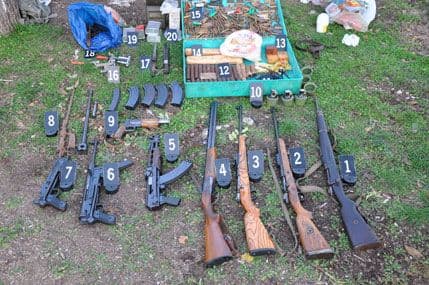 U Nikšiću zaplijenjena veća količina oružja, municije i eksplozivnih materija U Nikšiću zaplijenjena veća količina oružja, municije i eksplozivnih materija