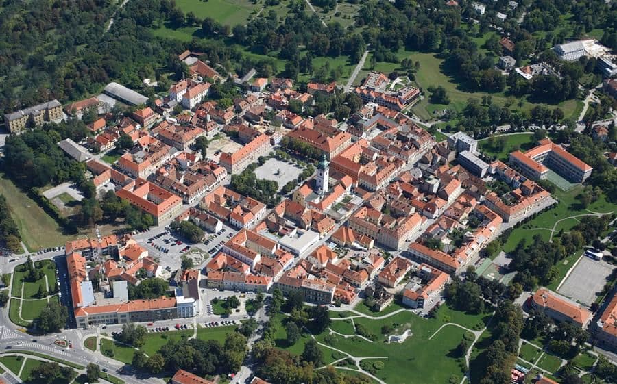 Karlovac: Eksplozija raznijela sprat zgrade Karlovac: Eksplozija raznijela sprat zgrade