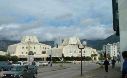 BAR: 12 odbornika traže vanrednu sjednicu lokalnog parlamenta BAR: 12 odbornika traže vanrednu sjednicu lokalnog parlamenta