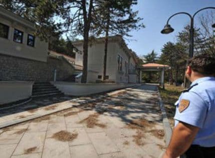 Pucnjava u blizini vile makedonskog predsjednika Đorđa Ivanova Pucnjava u blizini vile makedonskog predsjednika Đorđa Ivanova