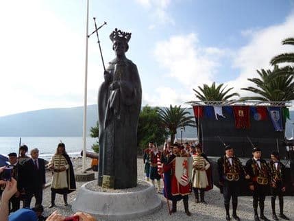 HERCEG NOVI: Otkriven spomenik osnivaču grada HERCEG NOVI: Otkriven spomenik osnivaču grada