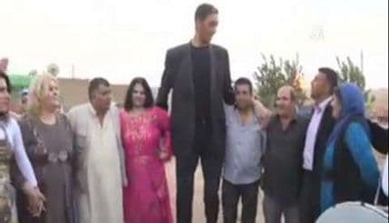 VIDEO: Oženio se najviši čovjek na svijetu VIDEO: Oženio se najviši čovjek na svijetu