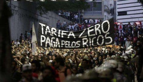 U Brazilu neredi tokom marša za besplatni javni prevoz U Brazilu neredi tokom marša za besplatni javni prevoz