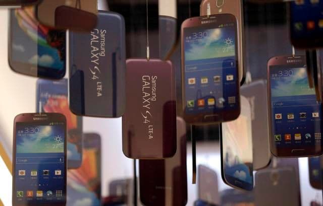 Samsung prvi na tržištu smartfona Samsung prvi na tržištu smartfona