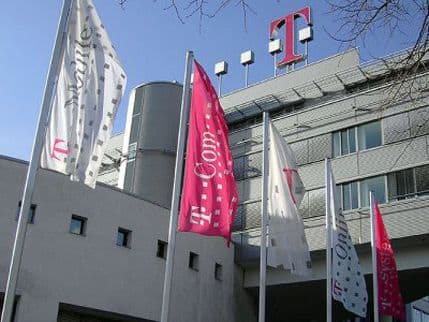 Pad neto dobiti Hrvatskog telekoma za 30 odsto Pad neto dobiti Hrvatskog telekoma za 30 odsto