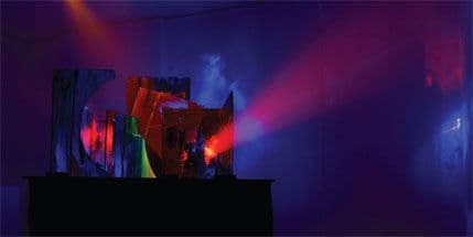 ARTIST TALK: Sa Karolajn Keri i Džimom Vebom o "Kulama u vazduhu" ARTIST TALK: Sa Karolajn Keri i Džimom Vebom o "Kulama u vazduhu"