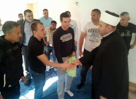 ZIKS: Obavaljen prvi džuma-namaz ZIKS: Obavaljen prvi džuma-namaz