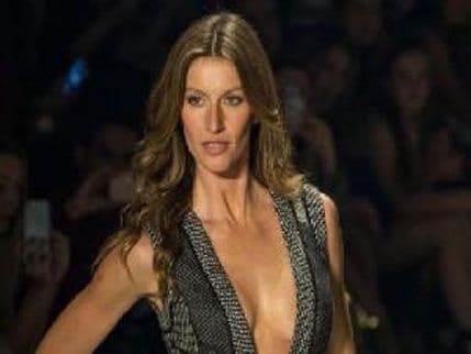 Žizel oduševila na reviji u rodnom Brazilu Žizel oduševila na reviji u rodnom Brazilu