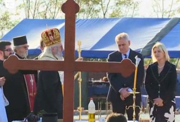 Tomislav Nikolić gradi crkvu na svom imanju u Bajčetini Tomislav Nikolić gradi crkvu na svom imanju u Bajčetini