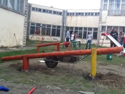 Novo dječije igralište u Vladimiru Novo dječije igralište u Vladimiru