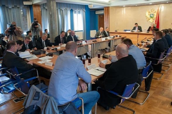 USKOKOVIĆ: Nijesmo dobili ni cent za održavanje proizvodnje u KAP-u USKOKOVIĆ: Nijesmo dobili ni cent za održavanje proizvodnje u KAP-u