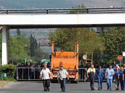 Vlada: Više puta smo pregovarali sa štrajkačima iz KAP-a Vlada: Više puta smo pregovarali sa štrajkačima iz KAP-a