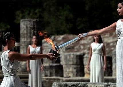 Olimpijska baklja putuje u svemir Olimpijska baklja putuje u svemir