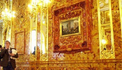 Sin čuvara pokradenog blaga tvrdi da zna gdje je Ćilibarska soba Sin čuvara pokradenog blaga tvrdi da zna gdje je Ćilibarska soba