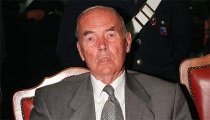 Pribke tajno sahranjen na zatvorskom groblju Pribke tajno sahranjen na zatvorskom groblju