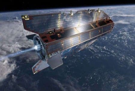 Satelit težine jedne tone pada na Zemlju  Satelit težine jedne tone pada na Zemlju