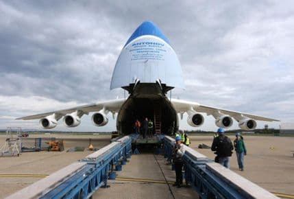 Antonova je dovezao Antonov, oduševljenje Zagrepčana   Antonova je dovezao Antonov, oduševljenje Zagrepčana