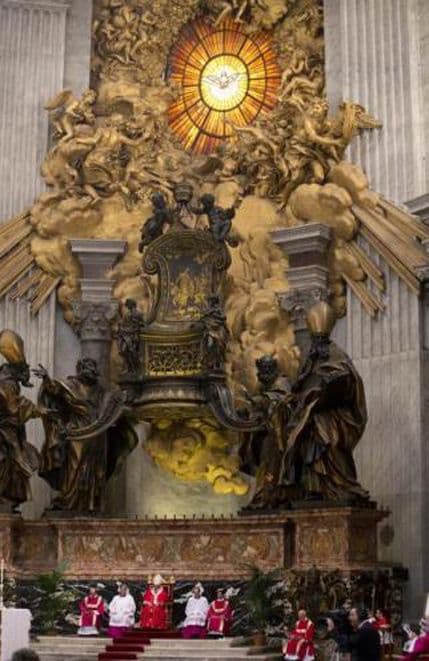 Prvi put će biti izloženi posmrtni ostaci svetog Petra  Prvi put će biti izloženi posmrtni ostaci svetog Petra