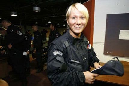 Srbija: Prva žena u Interventnoj jedinici Srbija: Prva žena u Interventnoj jedinici