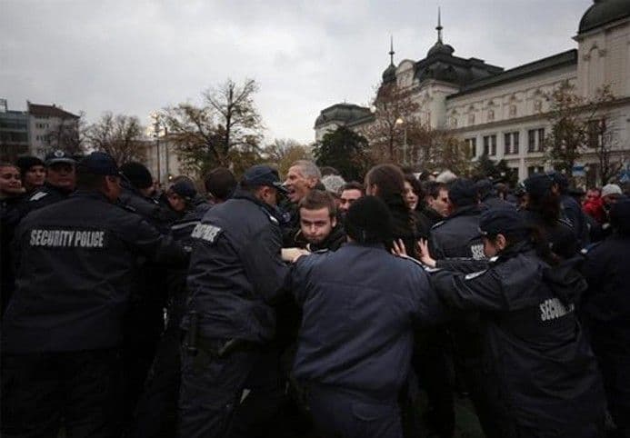 Sofija: Sukob policije i demonstranata Sofija: Sukob policije i demonstranata