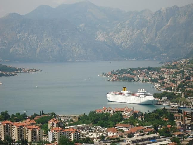 Kotor bez dočeka Nove godine na Trgu Kotor bez dočeka Nove godine na Trgu
