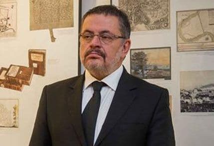 Branislav Mićunović dobitnik Povelje Svetog Tripuna Branislav Mićunović dobitnik Povelje Svetog Tripuna