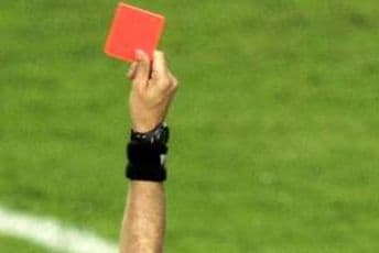 Navijači i fudbaleri ubili sudiju Navijači i fudbaleri ubili sudiju