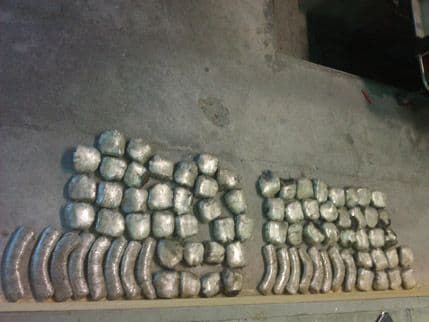 Zaplijenjeno 44 kilograma skanka na prelazu “Sukobin-Murićani” Zaplijenjeno 44 kilograma skanka na prelazu “Sukobin-Murićani”