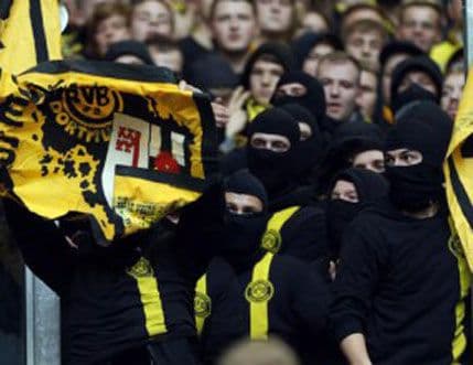 Dortmund zabranio huliganu četiri godine ulaz na stadion Dortmund zabranio huliganu četiri godine ulaz na stadion