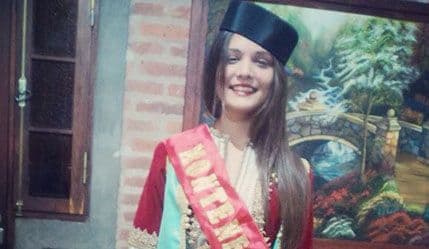 Rosio Milović kandidatkinja za izbor "Kraljice zajednica" u Ćaku Rosio Milović kandidatkinja za izbor "Kraljice zajednica" u Ćaku