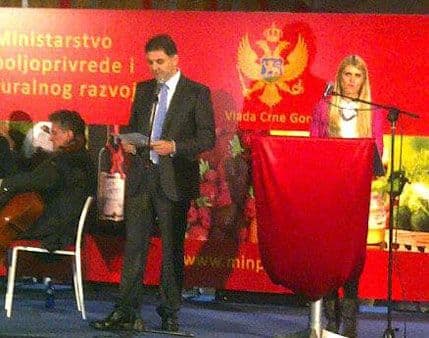 IVANOVIĆ: Potpisani ugovori sa 244 farmera vrijedni 7 miliona eura IVANOVIĆ: Potpisani ugovori sa 244 farmera vrijedni 7 miliona eura