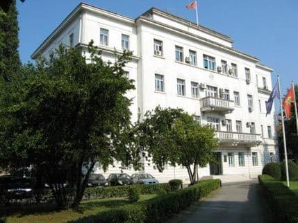 Podgorica: Povećaće plate za 200 zaposlenih Podgorica: Povećaće plate za 200 zaposlenih