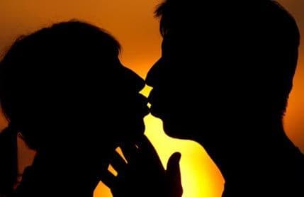 Naučnici otkrili negativne strane zaljubljenosti Naučnici otkrili negativne strane zaljubljenosti