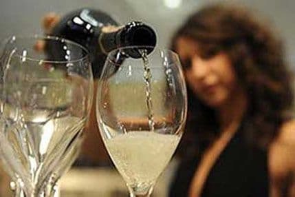 Francuski šampanjac "Made in India" Francuski šampanjac "Made in India"