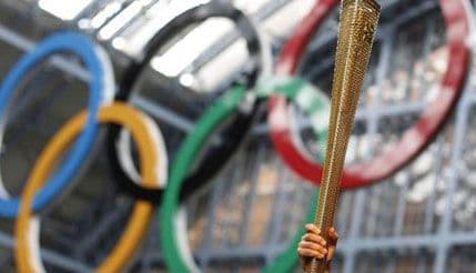 Olimpijska baklja krenula vozom ka Sočiju Olimpijska baklja krenula vozom ka Sočiju