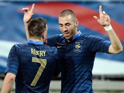 Francuzi sa tri napadača na Ukrajinu Francuzi sa tri napadača na Ukrajinu