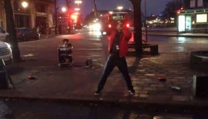 VIDEO: Šveđani u zoru poslali muziku pred hotel Portugalaca VIDEO: Šveđani u zoru poslali muziku pred hotel Portugalaca