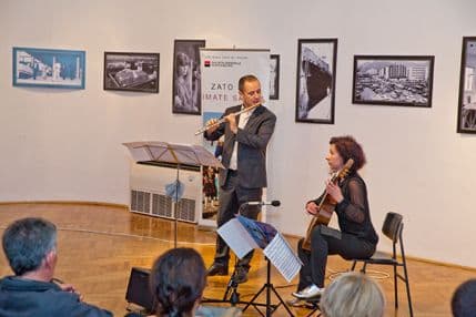Flauta i gitara u Dvorcu u Baru Flauta i gitara u Dvorcu u Baru
