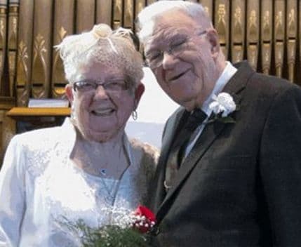 Poljubio je 1938. godine, vjenčali se 2013. Poljubio je 1938. godine, vjenčali se 2013.