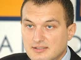 SL: Front isto što i DPS-SDP SL: Front isto što i DPS-SDP