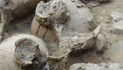 Otkriven najstariji podrum vina u Izraelu Otkriven najstariji podrum vina u Izraelu