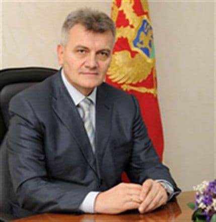 RADUNOVIĆ: Prekomjeran unos soli utiče na pogoršanje hroničnih bolesti RADUNOVIĆ: Prekomjeran unos soli utiče na pogoršanje hroničnih bolesti