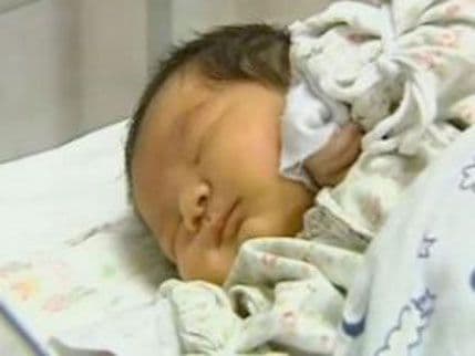 Kineskinja rodila bebu tešku preko šest kilograma Kineskinja rodila bebu tešku preko šest kilograma