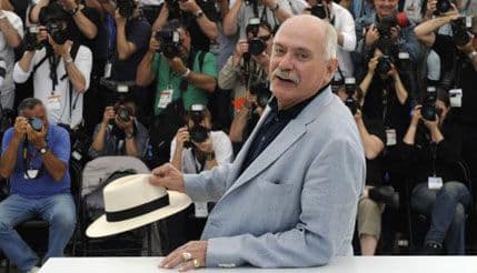 Nikita Mihalkov pod istragom zbog trgovine dijamantima Nikita Mihalkov pod istragom zbog trgovine dijamantima