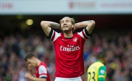 Niklas Bendtner uhapšen! Niklas Bendtner uhapšen!