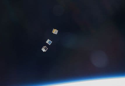 Kocke u svemiru Kocke u svemiru