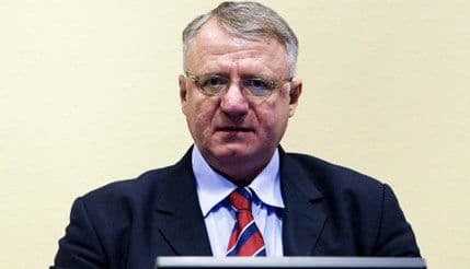 Šešelj zatražio odštetu od 12 miliona eura Šešelj zatražio odštetu od 12 miliona eura