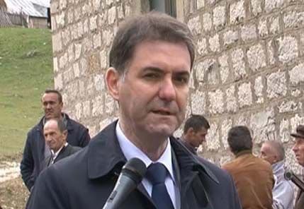 Ulažu napore da obezbijede novac za premije za mlijeko Ulažu napore da obezbijede novac za premije za mlijeko