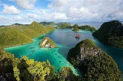 Snažan zemljotres pogodio Indoneziju Snažan zemljotres pogodio Indoneziju