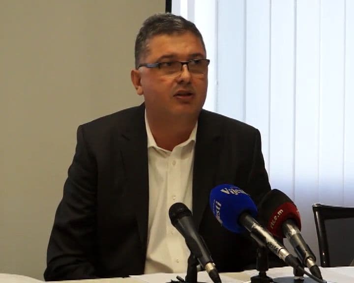 MUGOŠA: Merkur DOO da se iseli iz prostorija hotela Mogren (VIDEO) MUGOŠA: Merkur DOO da se iseli iz prostorija hotela Mogren (VIDEO)